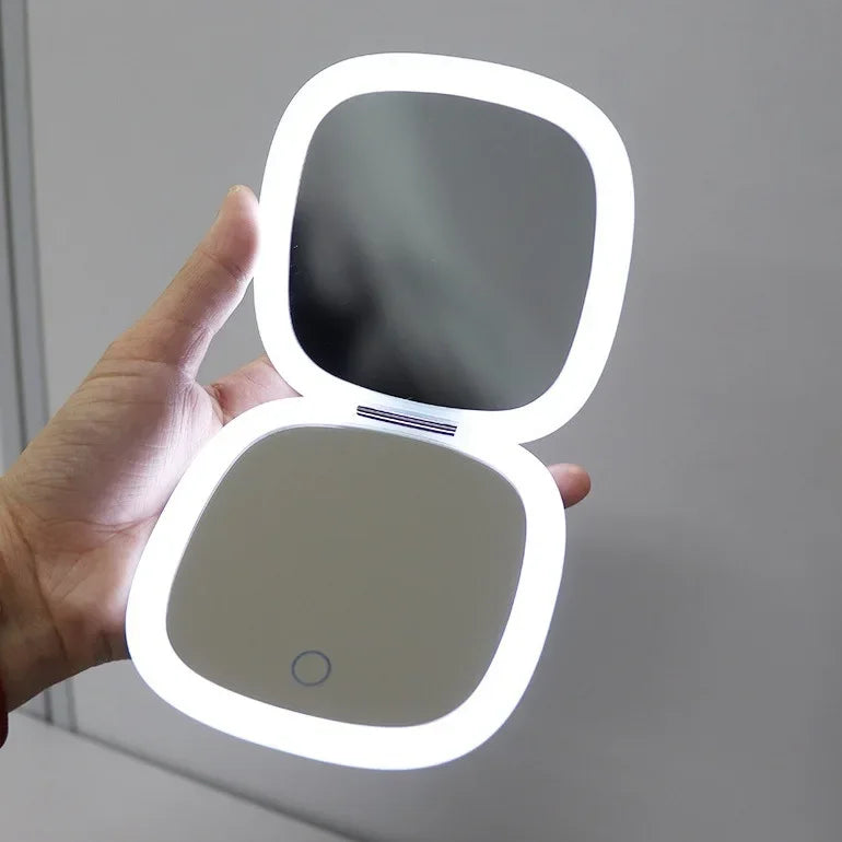 LumiMirror™ – USB Rechargeable Folding LED Vanity Mirror